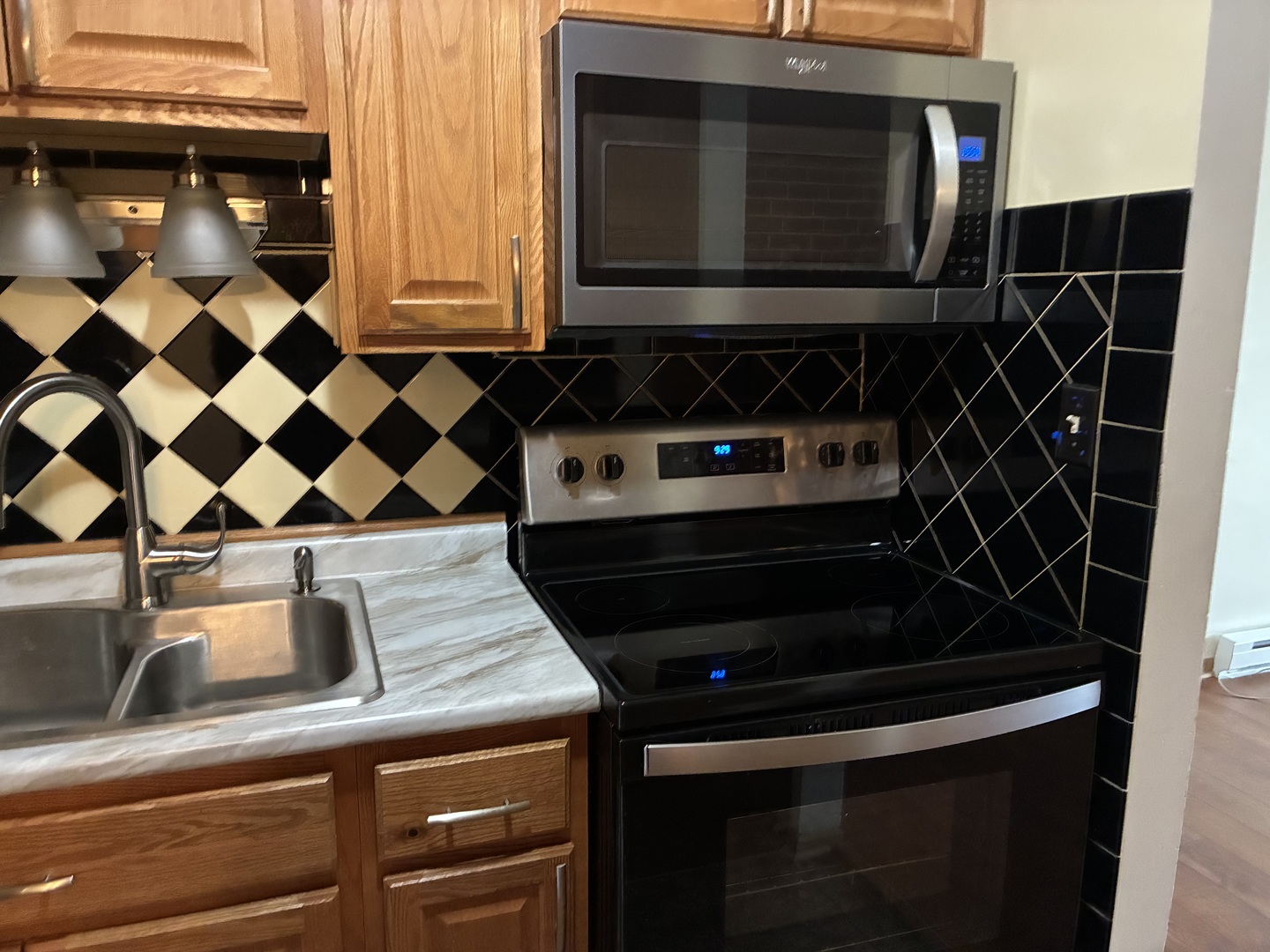 1912 Canal Street #3D, Blue Island, IL 60406