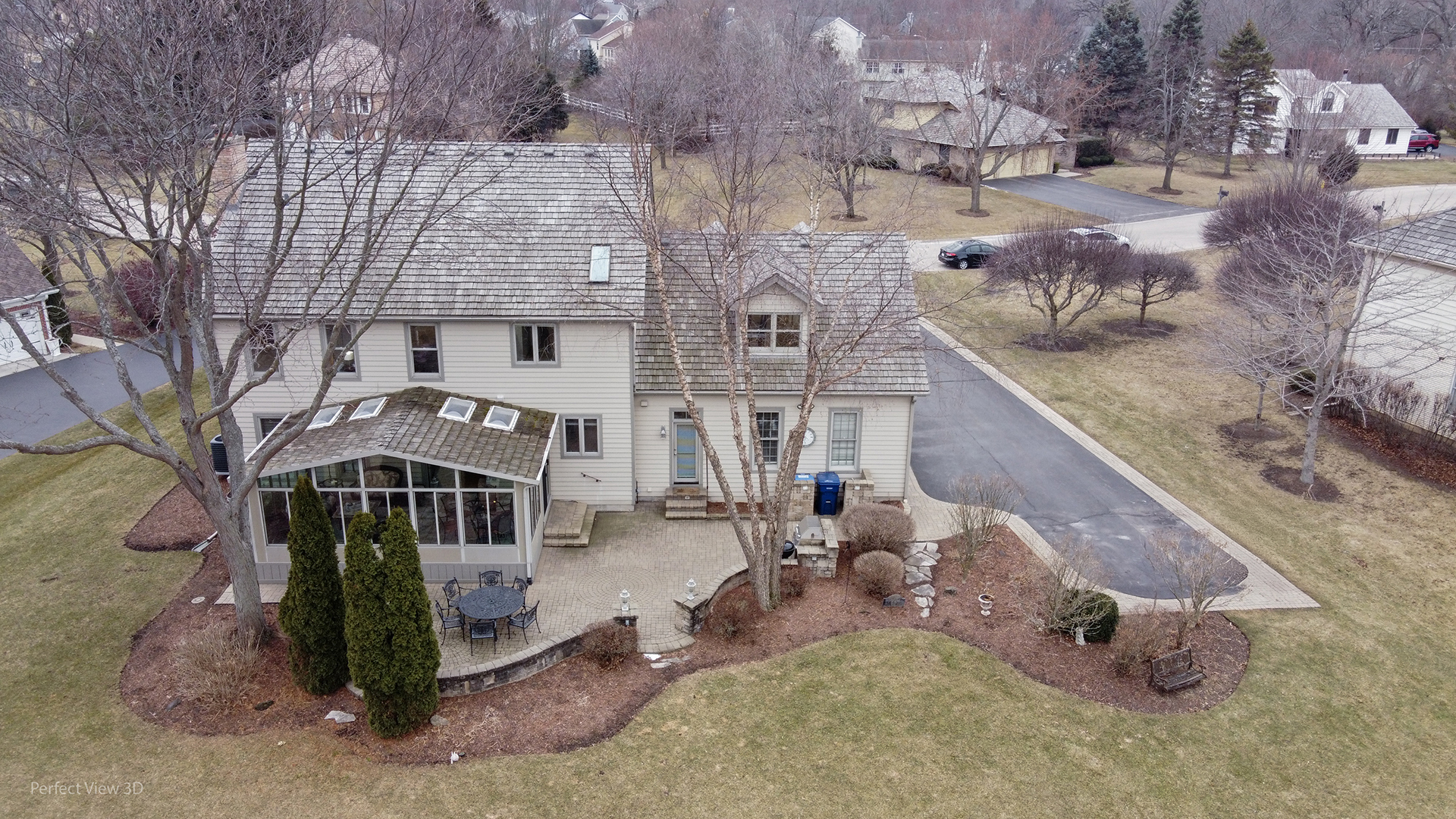 18024 W Pond Ridge Circle, Gurnee, IL 60031
