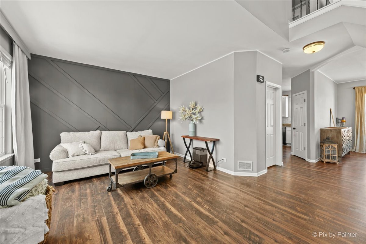 4465 Barharbor Drive, Lake In The Hills, IL 60156