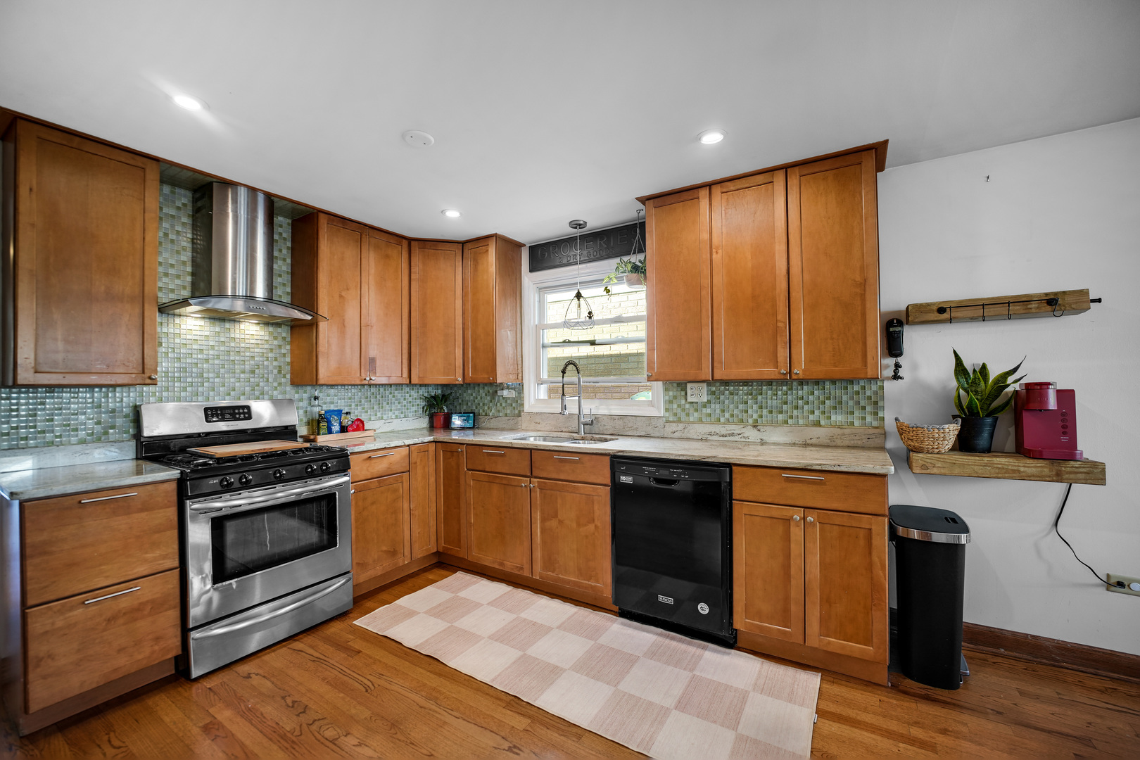 12937 S Baltimore Avenue, Chicago, IL 60633