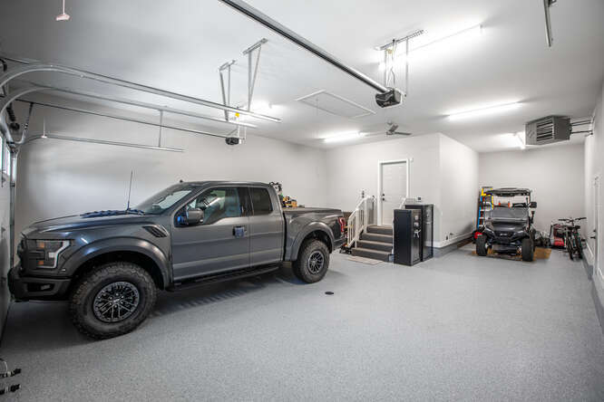 303 Leeward Way, Ottawa, IL 61350