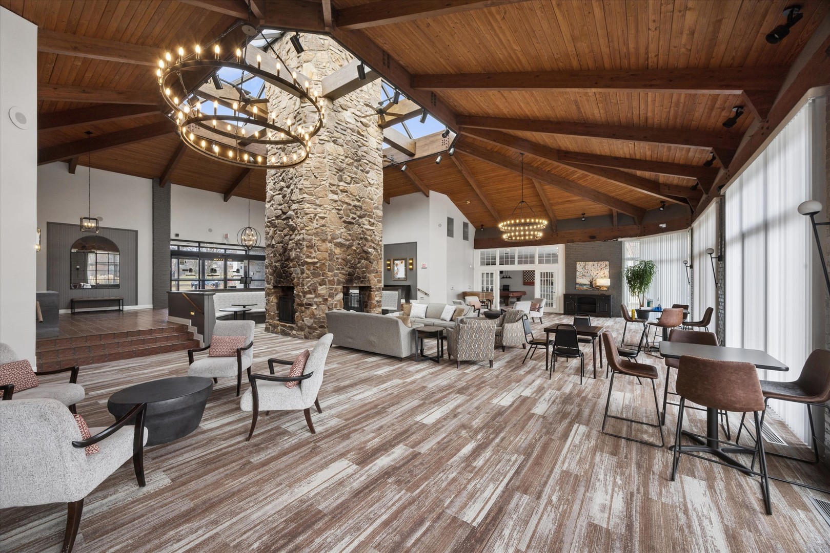 127 Acacia Circle #508, Indian Head Park, IL 60525