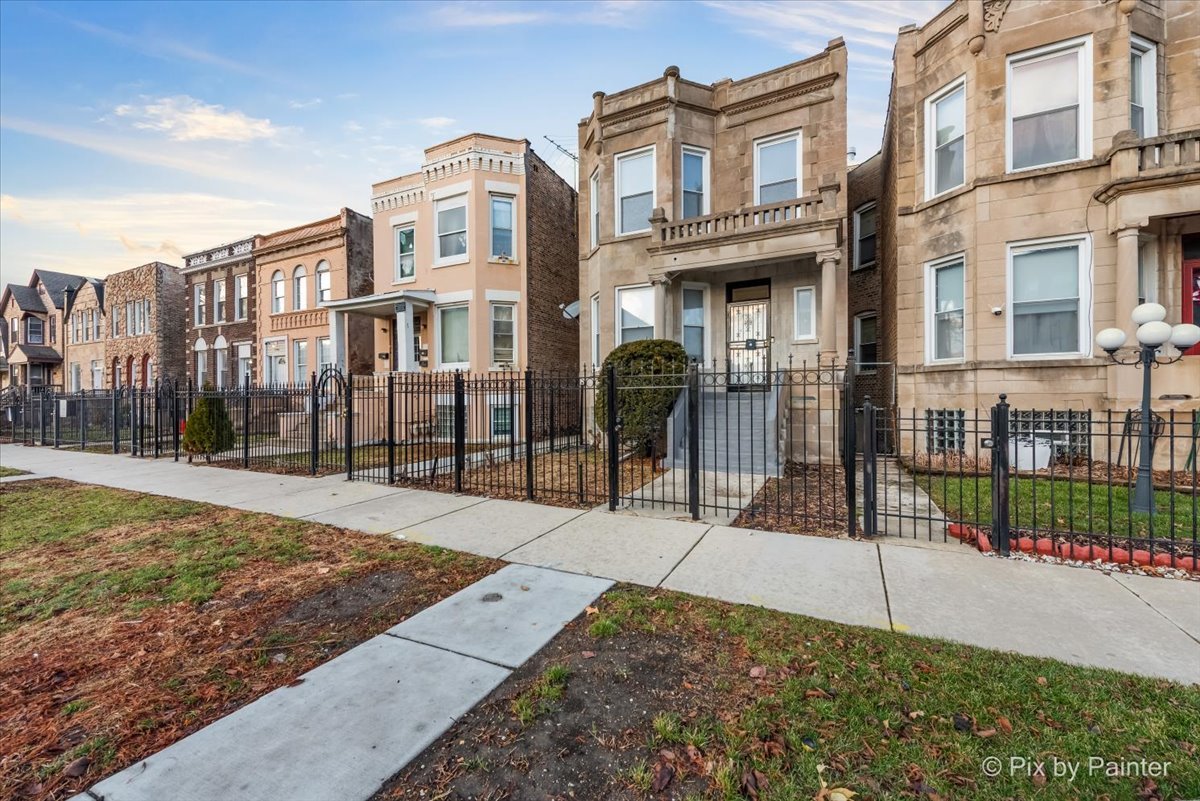 5038 W Fulton Street, Chicago, IL 60644