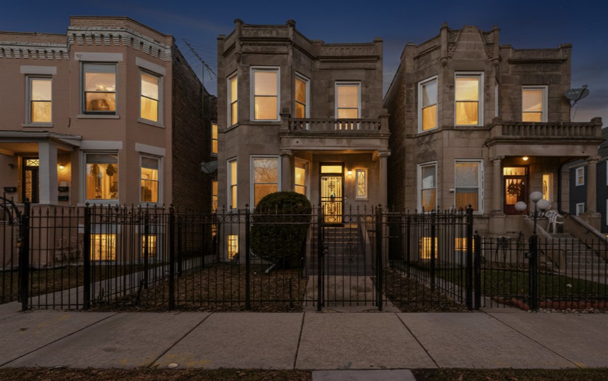 5038 W Fulton Street, Chicago, IL 60644