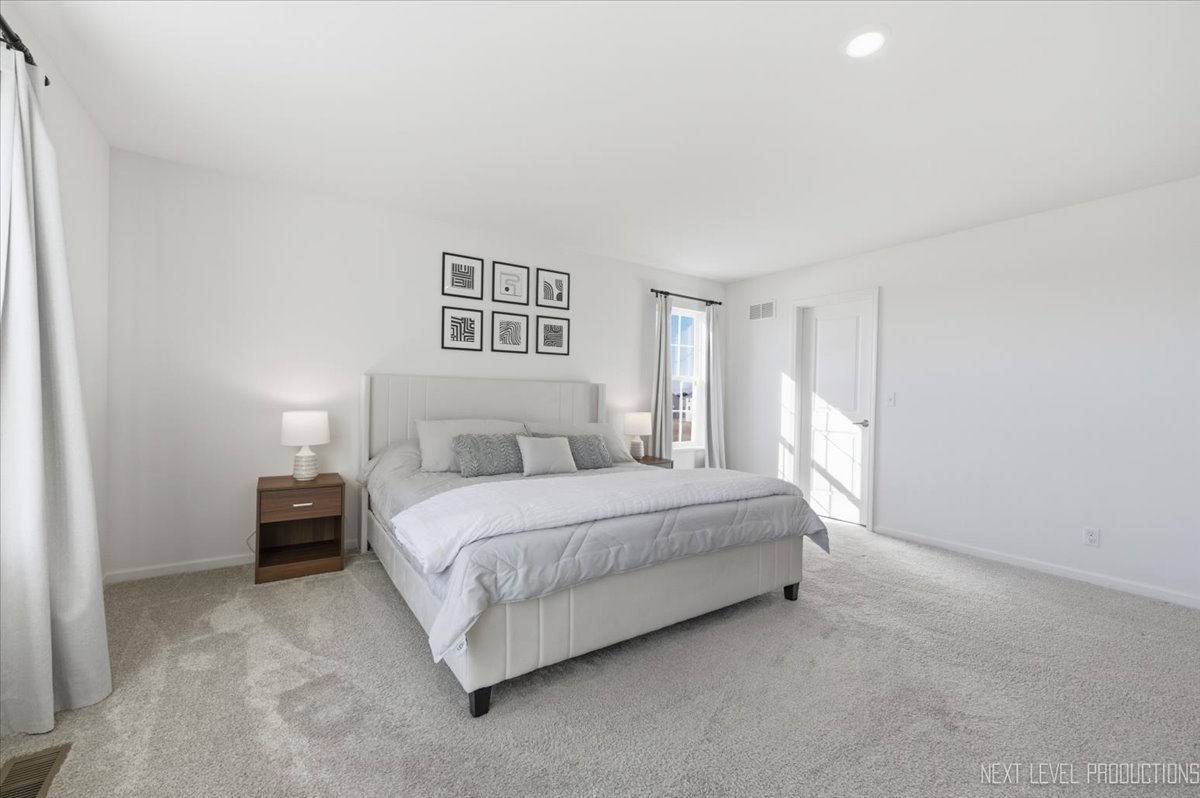 2154 Tremont Avenue, Yorkville, IL 60560