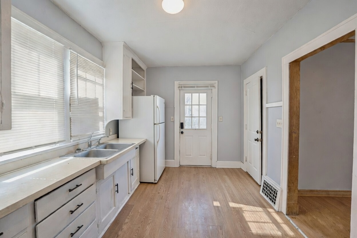 2308 Fremont Street, Rockford, IL 61103