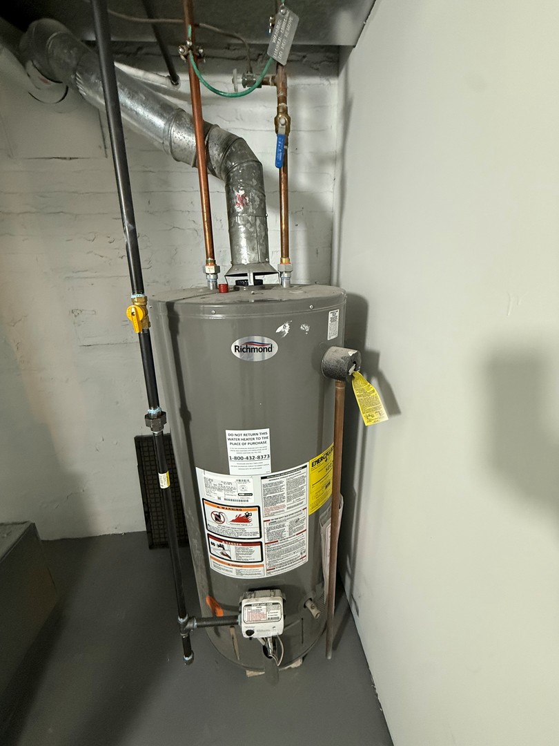 2623 Euclid Avenue, Berwyn, IL 60402