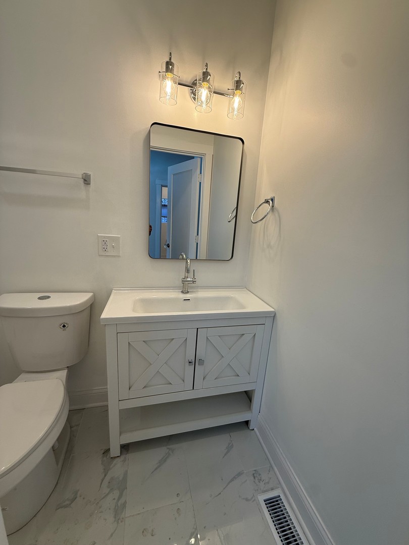 2623 Euclid Avenue, Berwyn, IL 60402