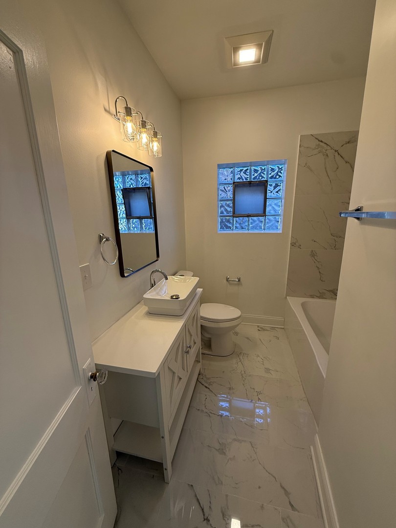 2623 Euclid Avenue, Berwyn, IL 60402