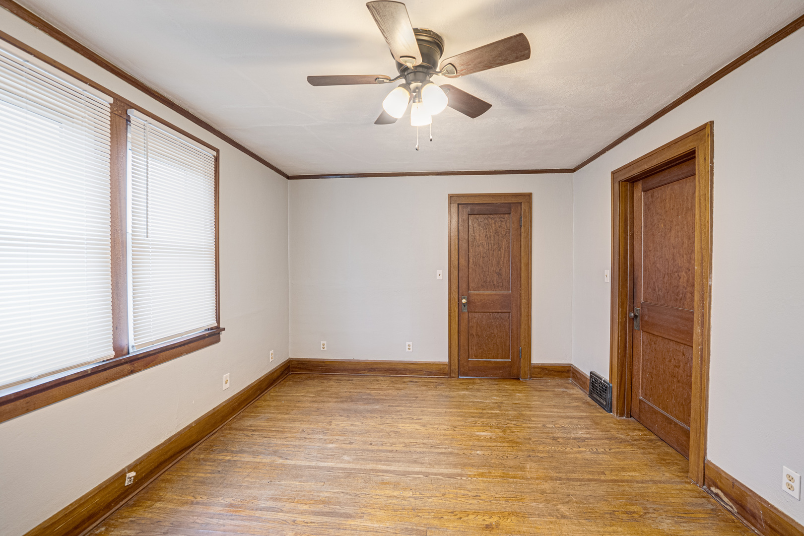 814 22nd Avenue, Rockford, IL 61104