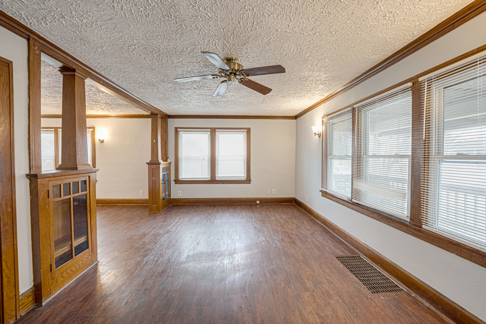 814 22nd Avenue, Rockford, IL 61104