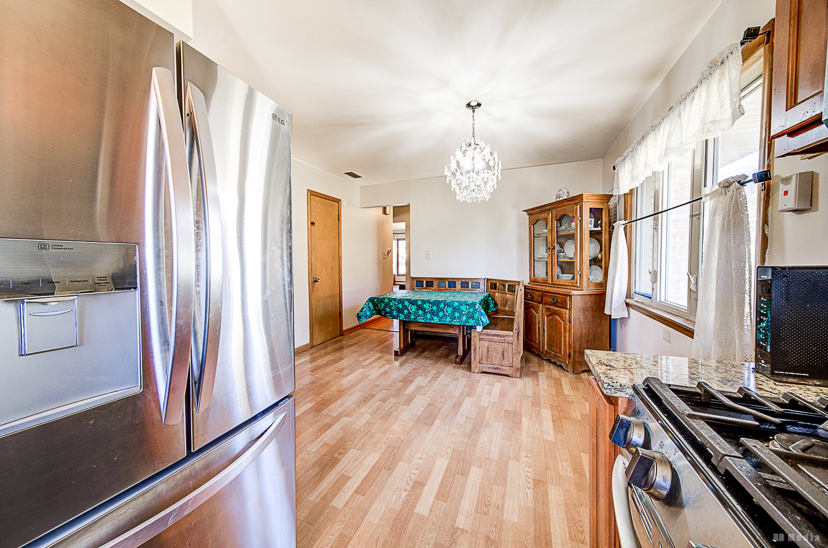 5767 W 97th Street, Oak Lawn, IL 60453