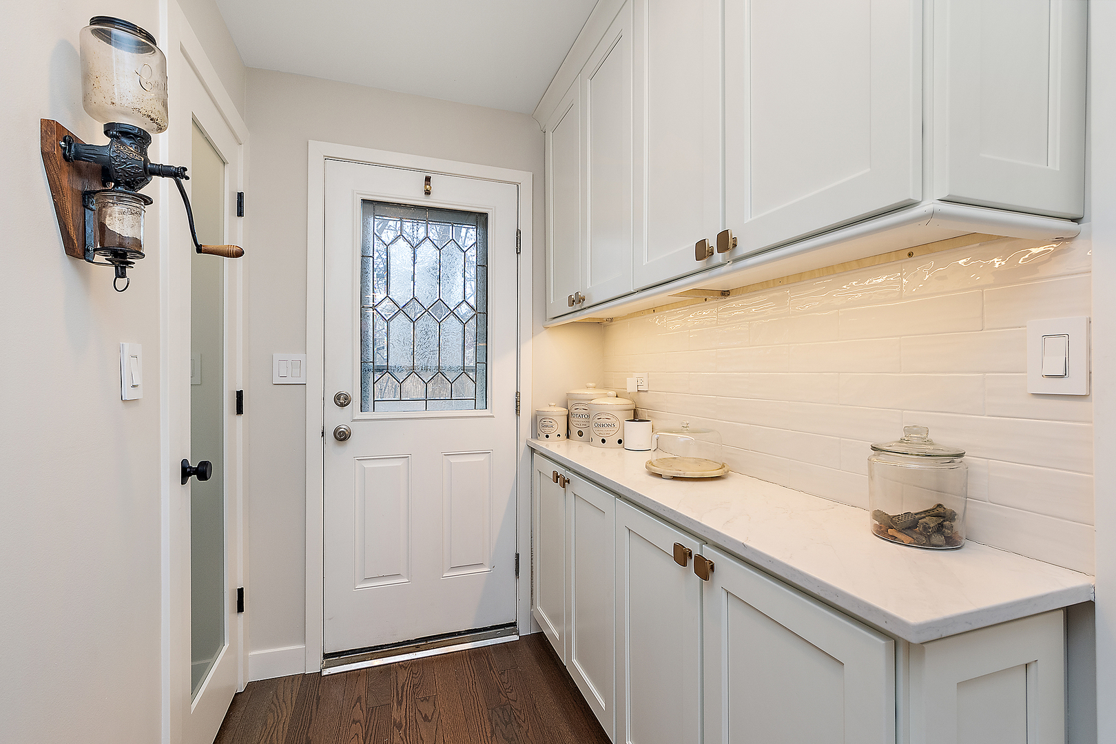 8707 W 123rd Street, Palos Park, IL 60464