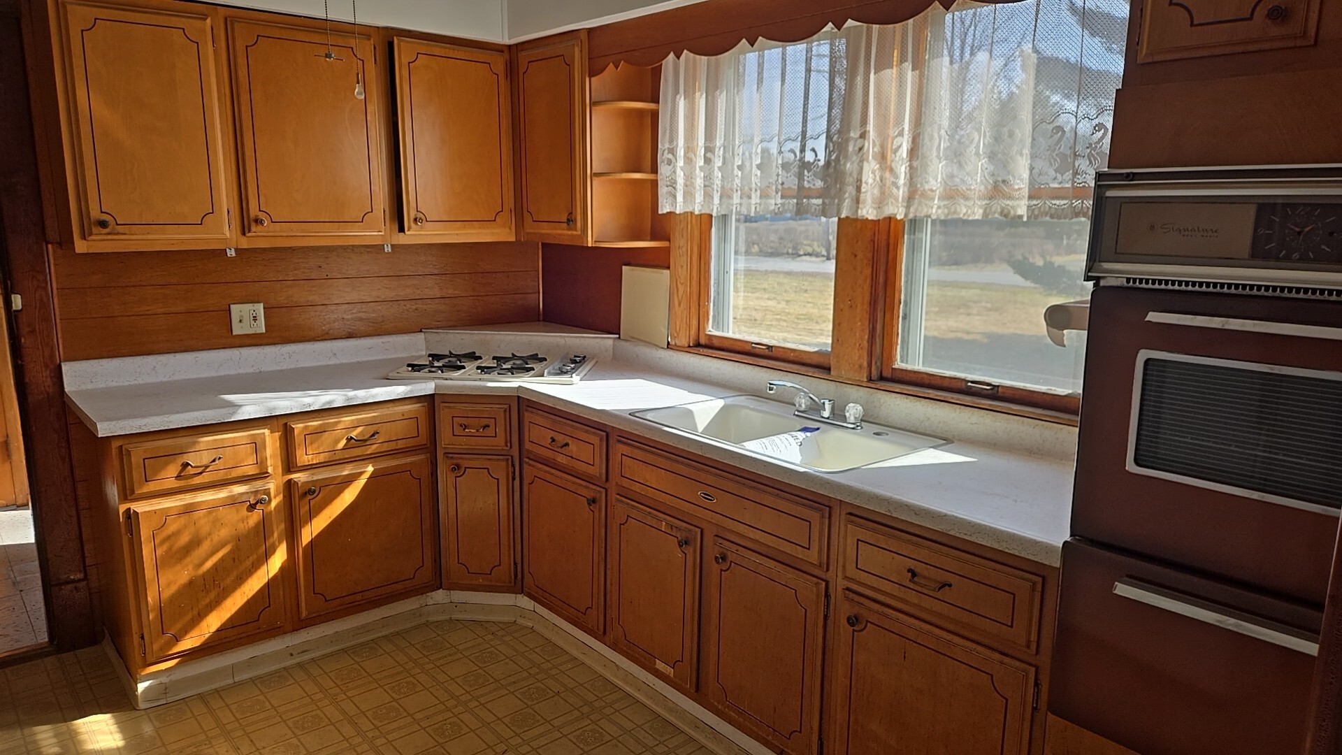 7 N State Street, Glenwood, IL 60425