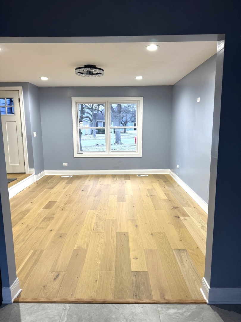 30W170 Cynthia Court, Warrenville, IL 60555