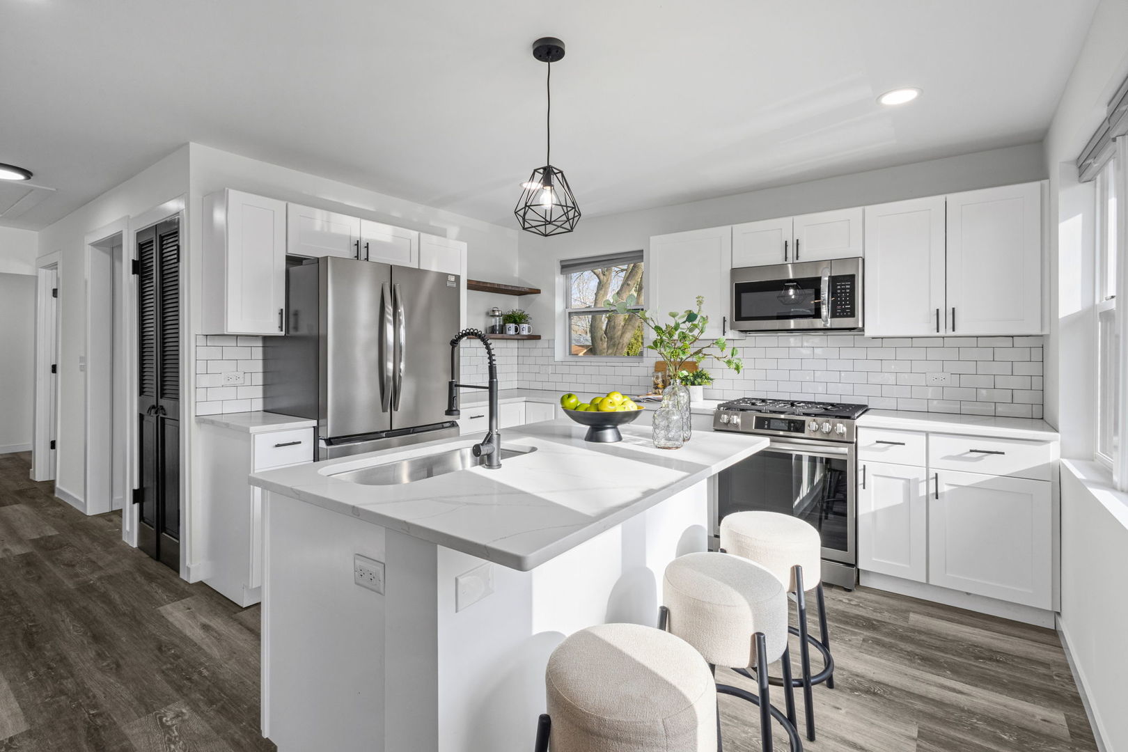 23576 N Overhill Drive, Lake Zurich, IL 60047