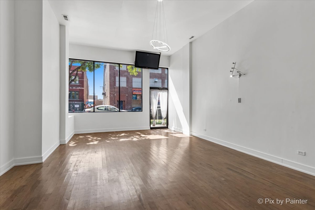 2710 W Chicago Avenue #GRND, Chicago, IL 60638