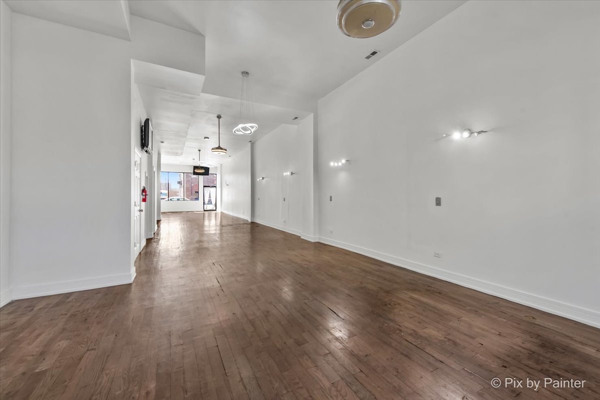 2710 W Chicago Avenue #GRND, Chicago, IL 60638