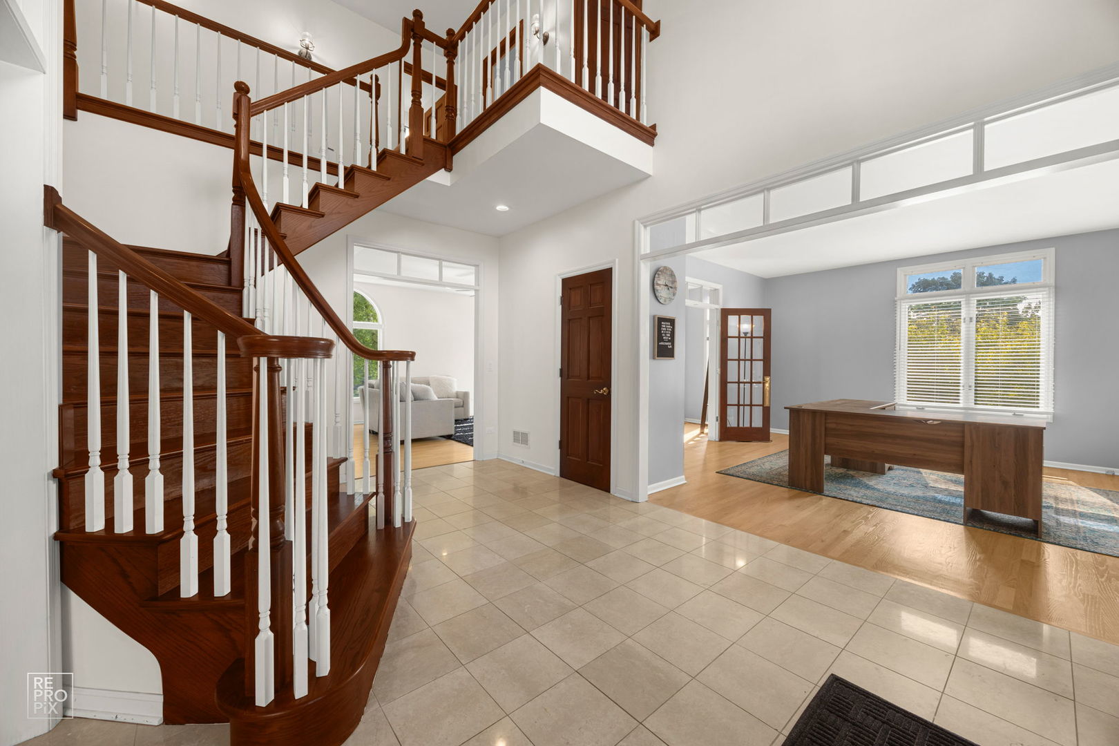 St. Charles, IL 60175