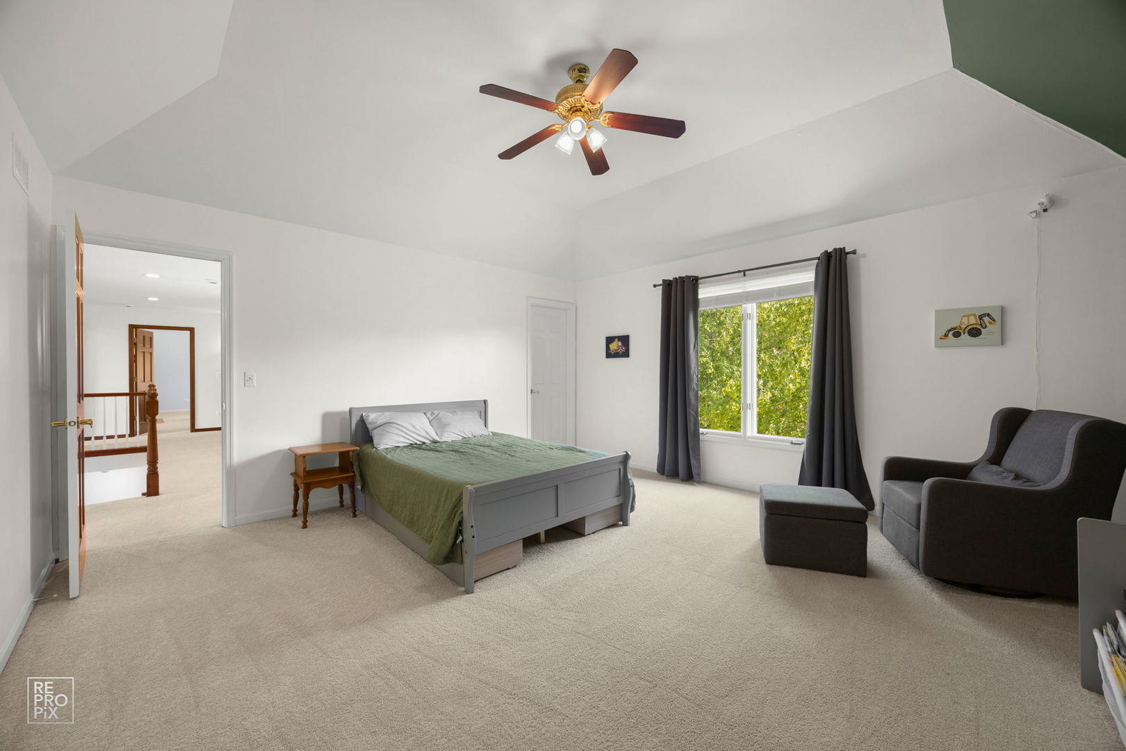 St. Charles, IL 60175