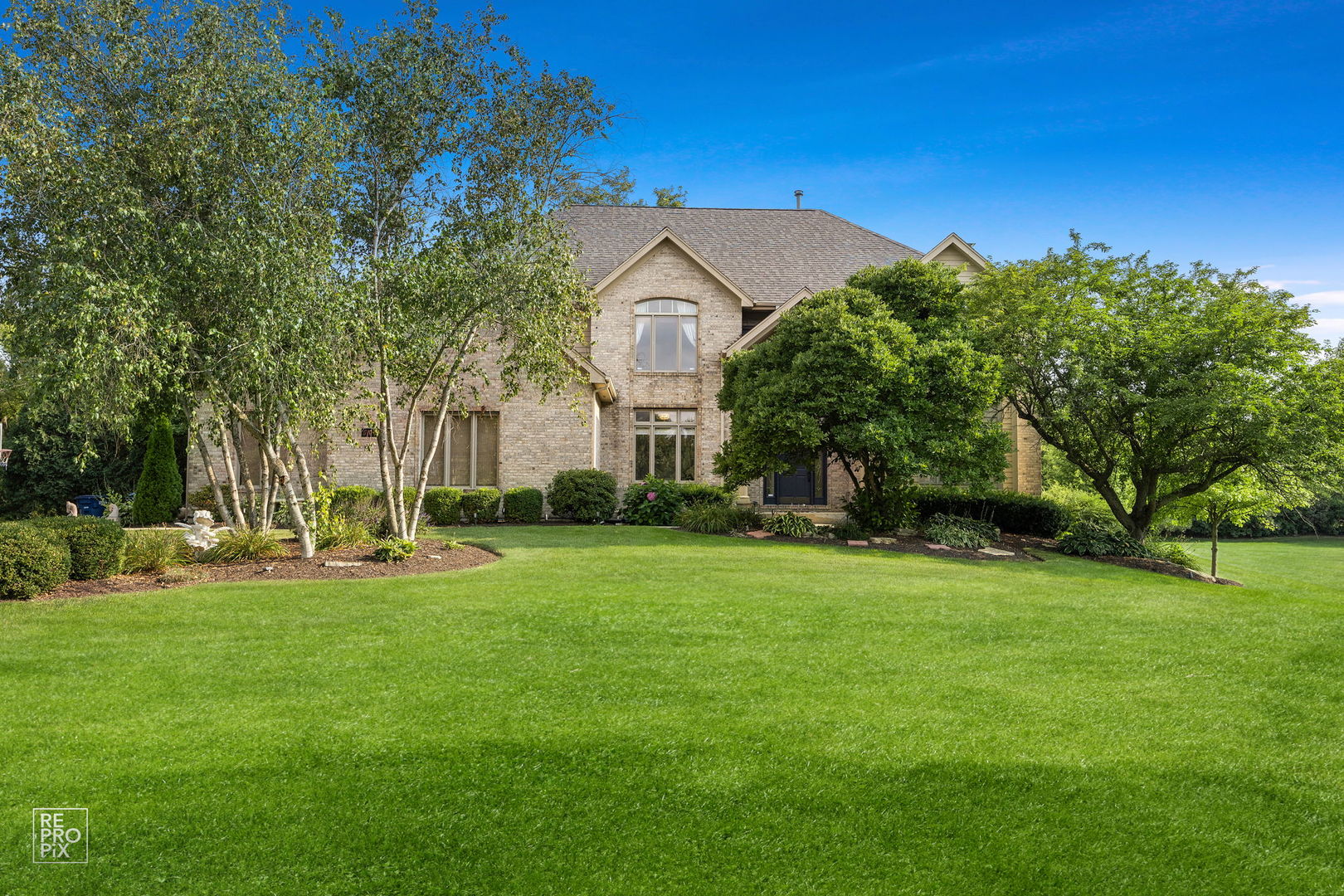 St. Charles, IL 60175