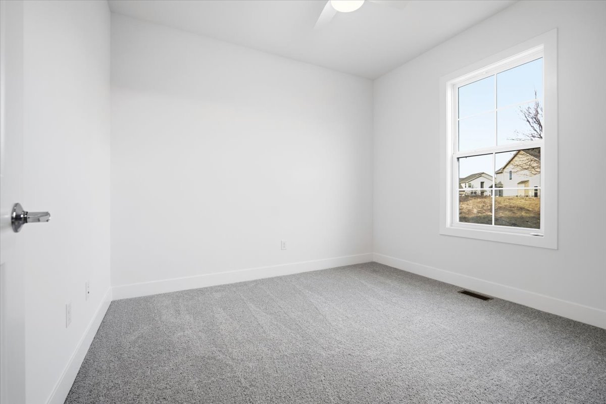 8 Stone Mill Court, Bloomington, IL 61705