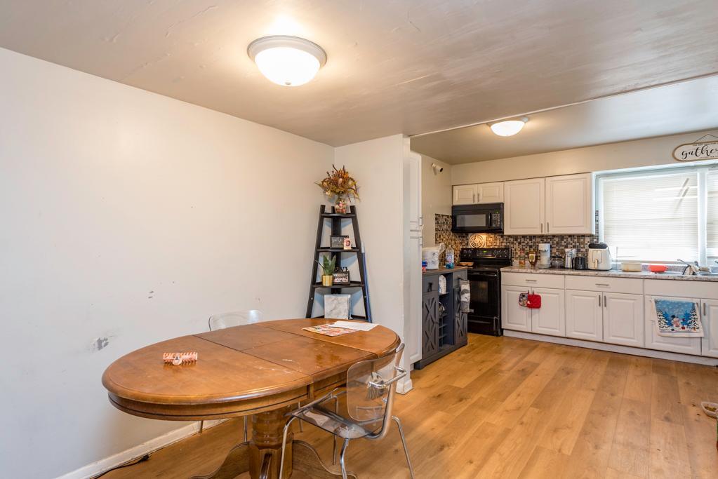 2112 Hebron Avenue, Zion, IL 60099