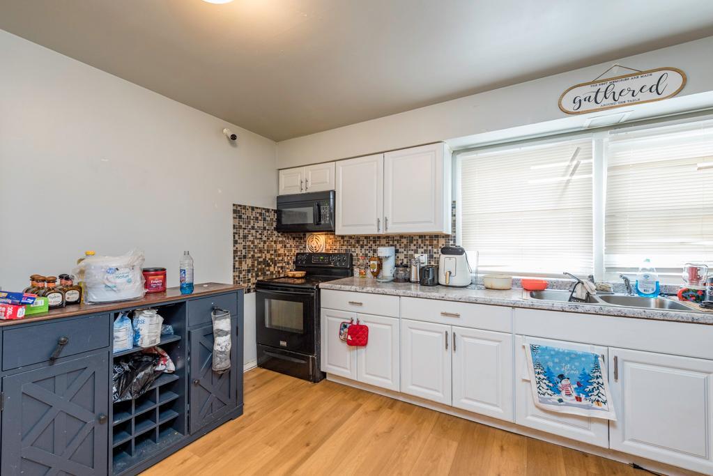 2112 Hebron Avenue, Zion, IL 60099