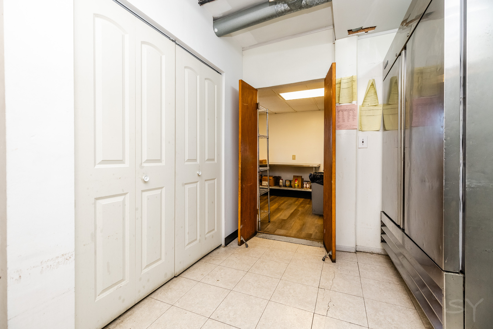 6737 Roosevelt Road, Berwyn, IL 60402