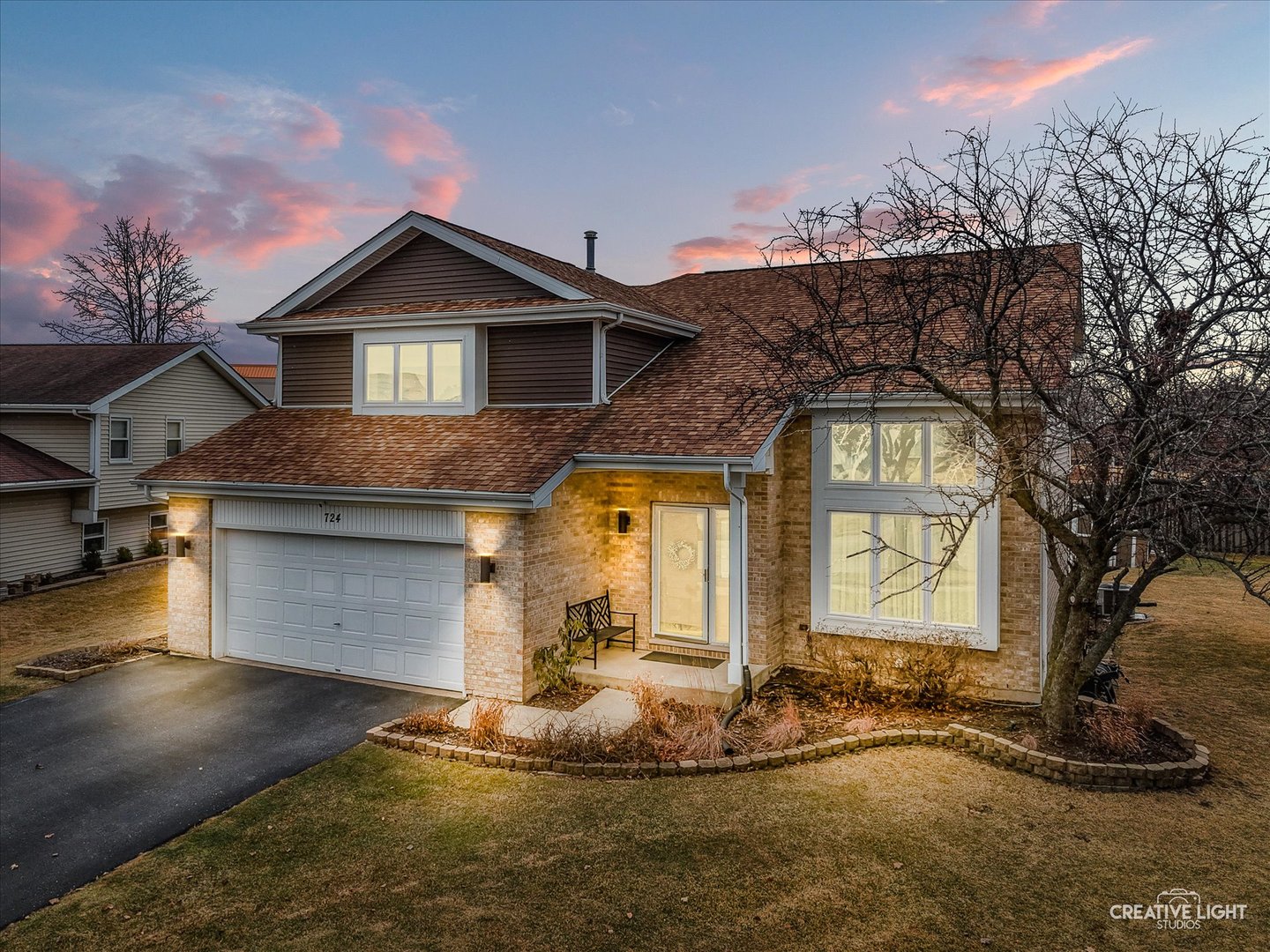 724 Small Court, Naperville, IL 60563