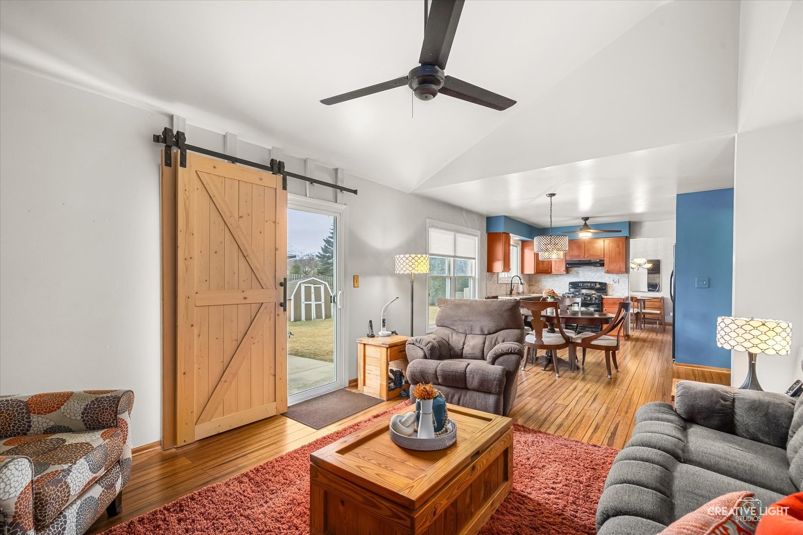 724 Small Court, Naperville, IL 60563