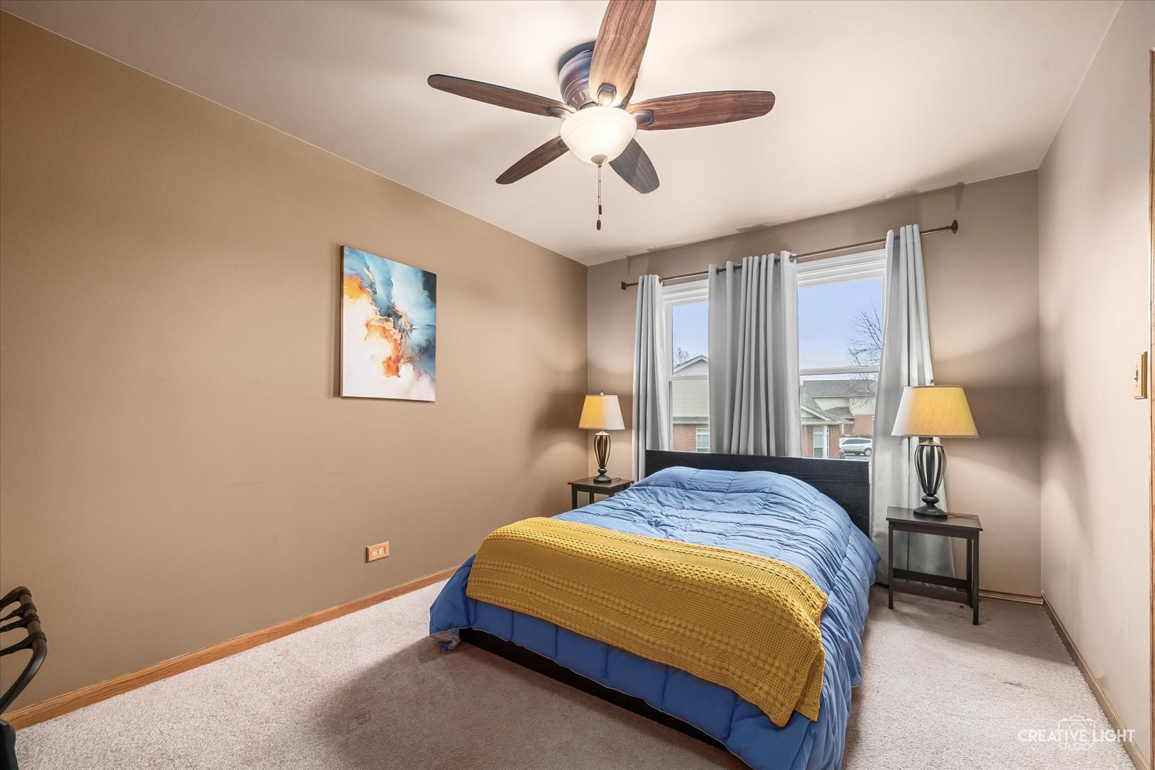 724 Small Court, Naperville, IL 60563