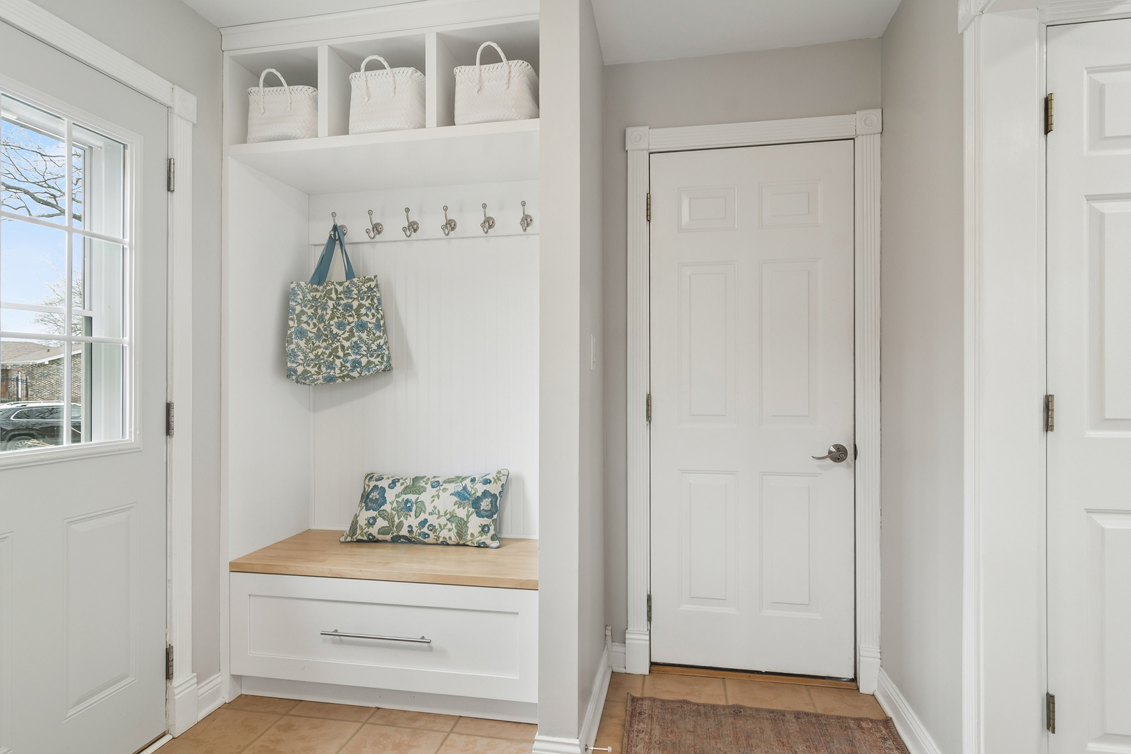 840 W Partridge Drive, Palatine, IL 60067