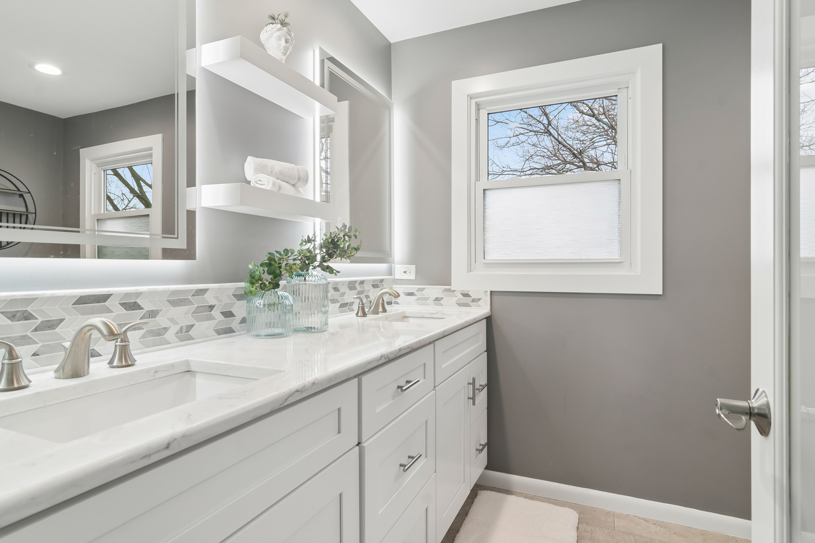 840 W Partridge Drive, Palatine, IL 60067