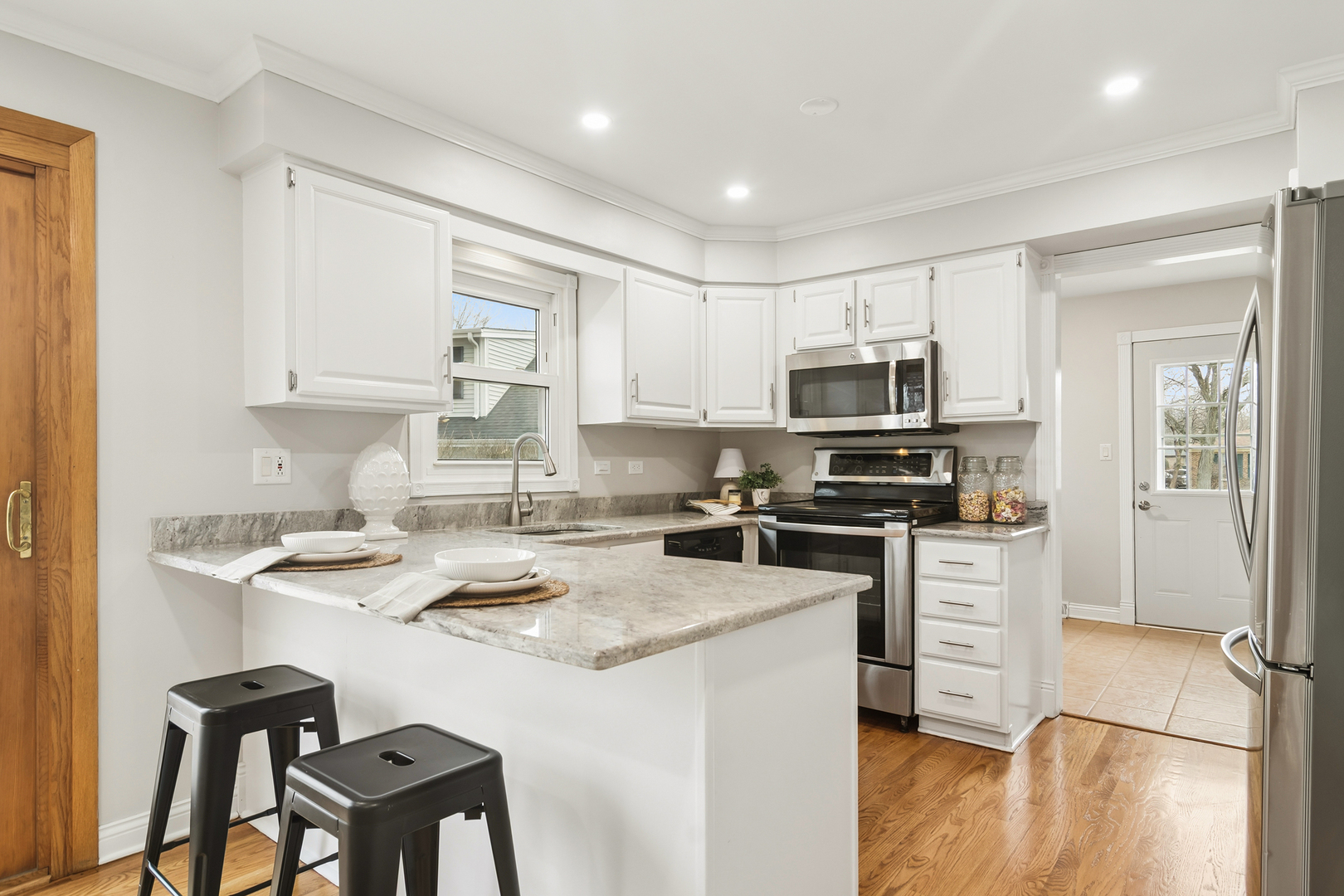 840 W Partridge Drive, Palatine, IL 60067