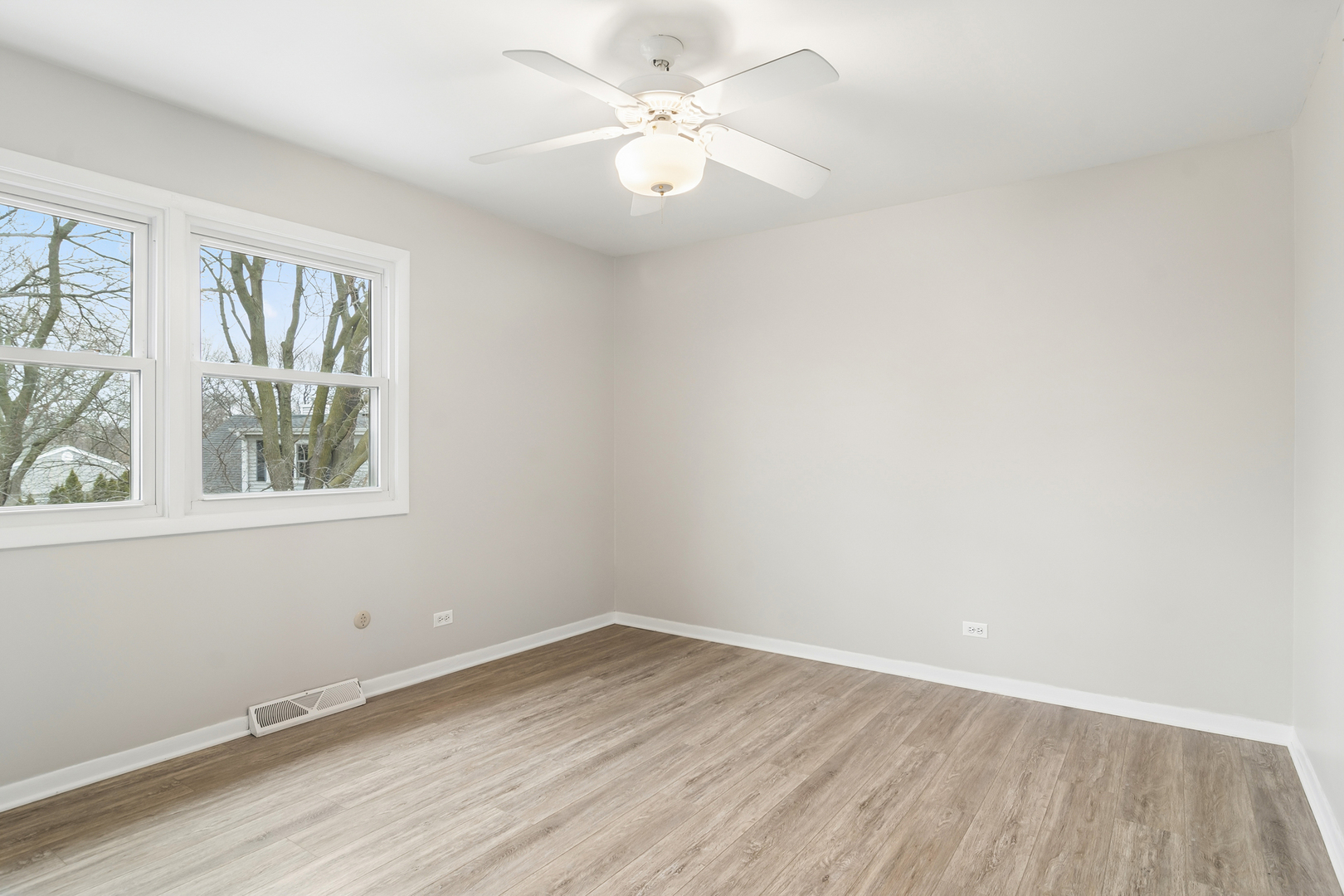 840 W Partridge Drive, Palatine, IL 60067