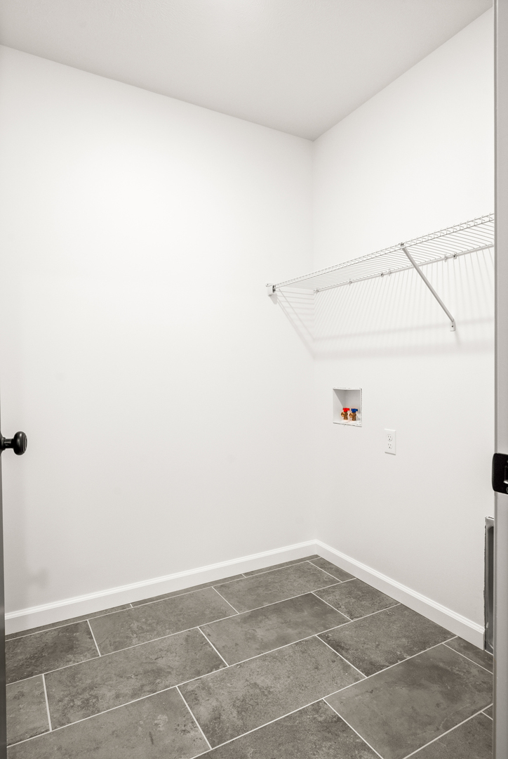 2513 Pampas Lane, Bloomington, IL 61705