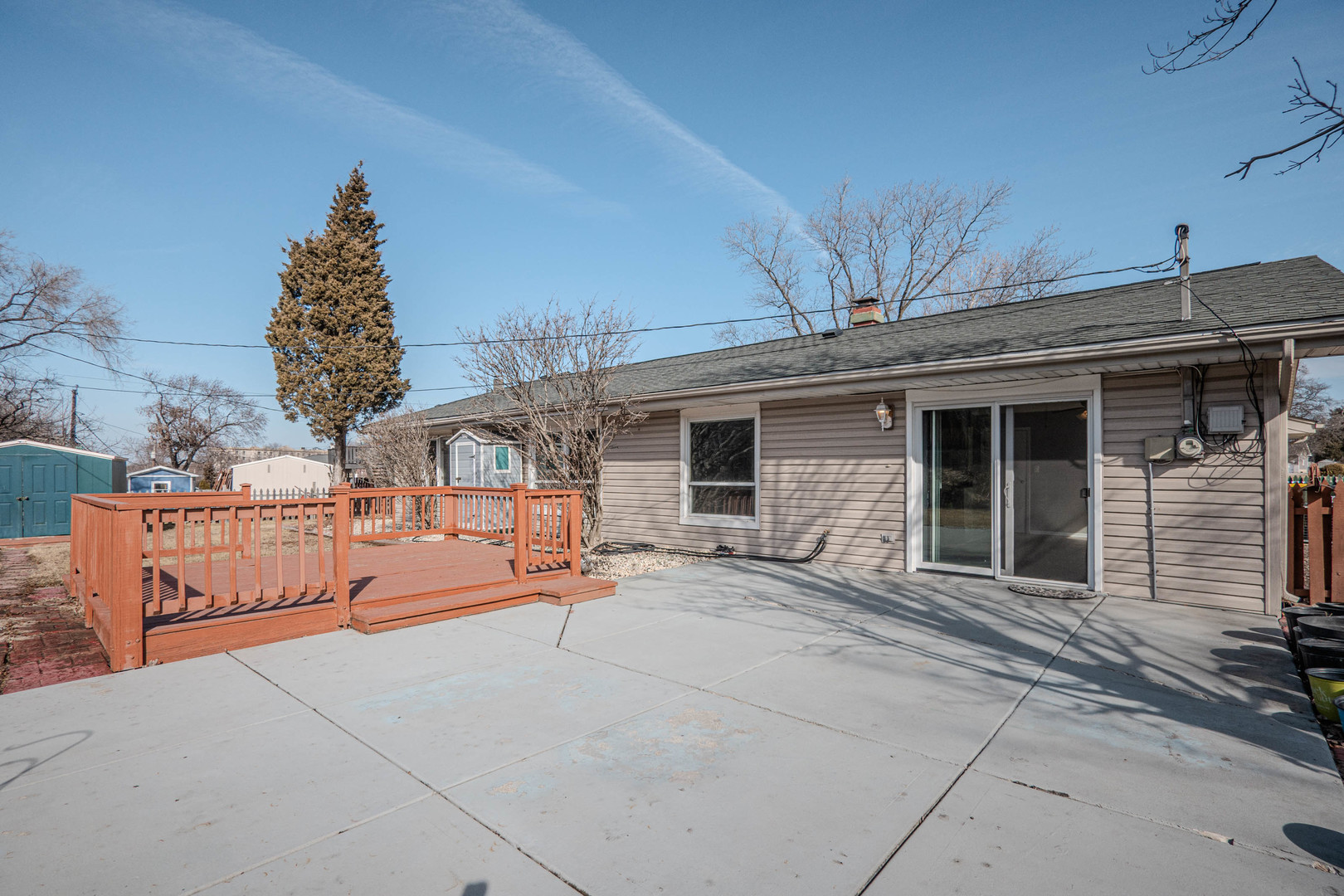 2S164 Beaumont Lane, Lombard, IL 60148