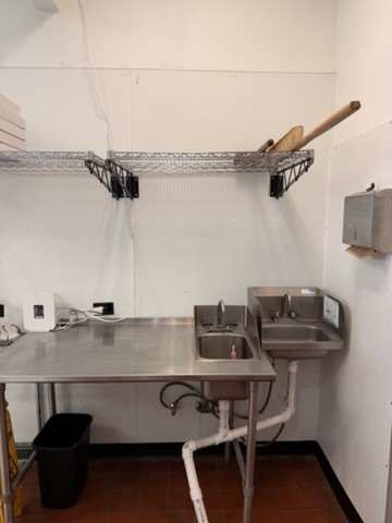 541 S Schmale Road, Carol Stream, IL 60188