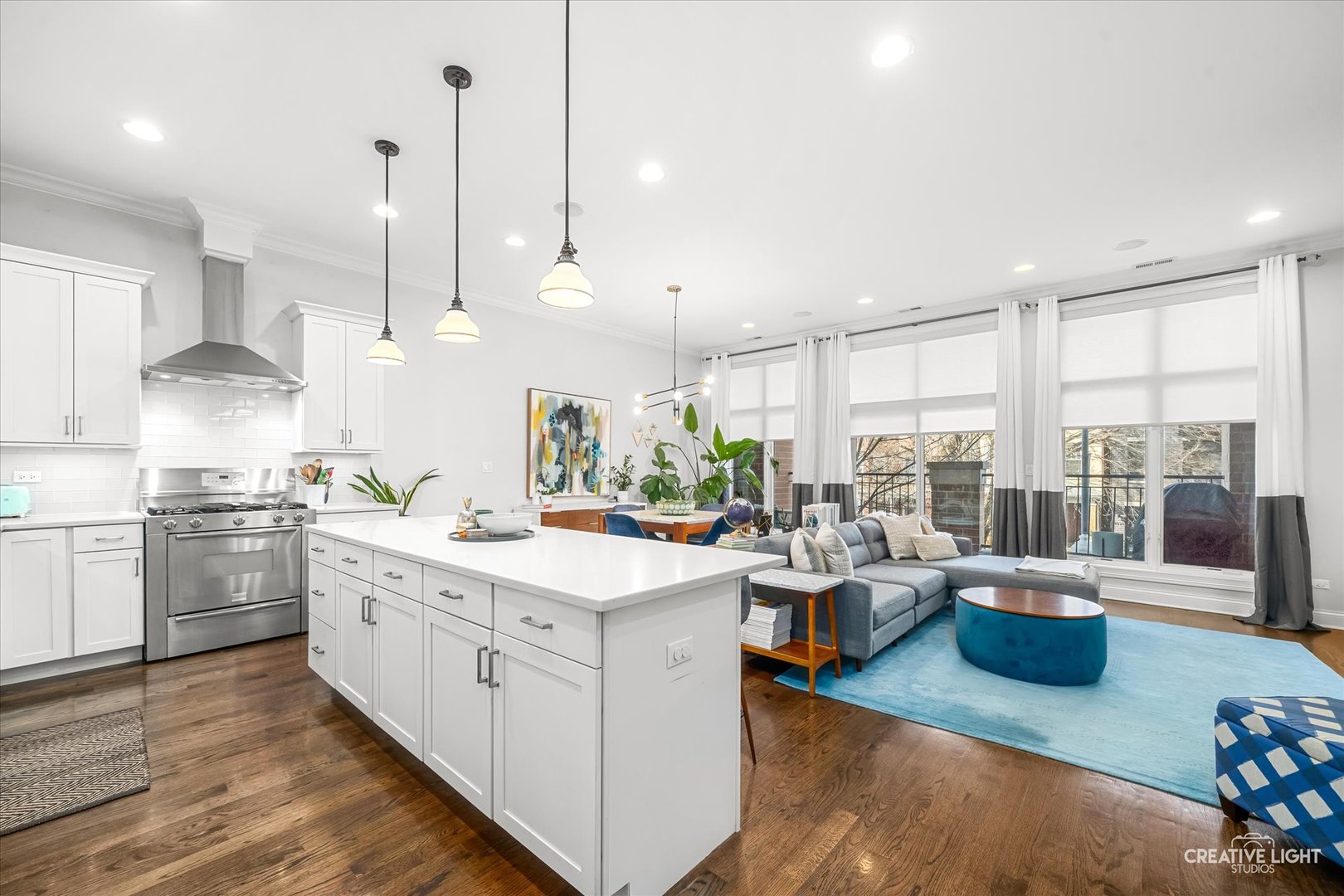 4835 N Damen Avenue #2S, Chicago, IL 60625