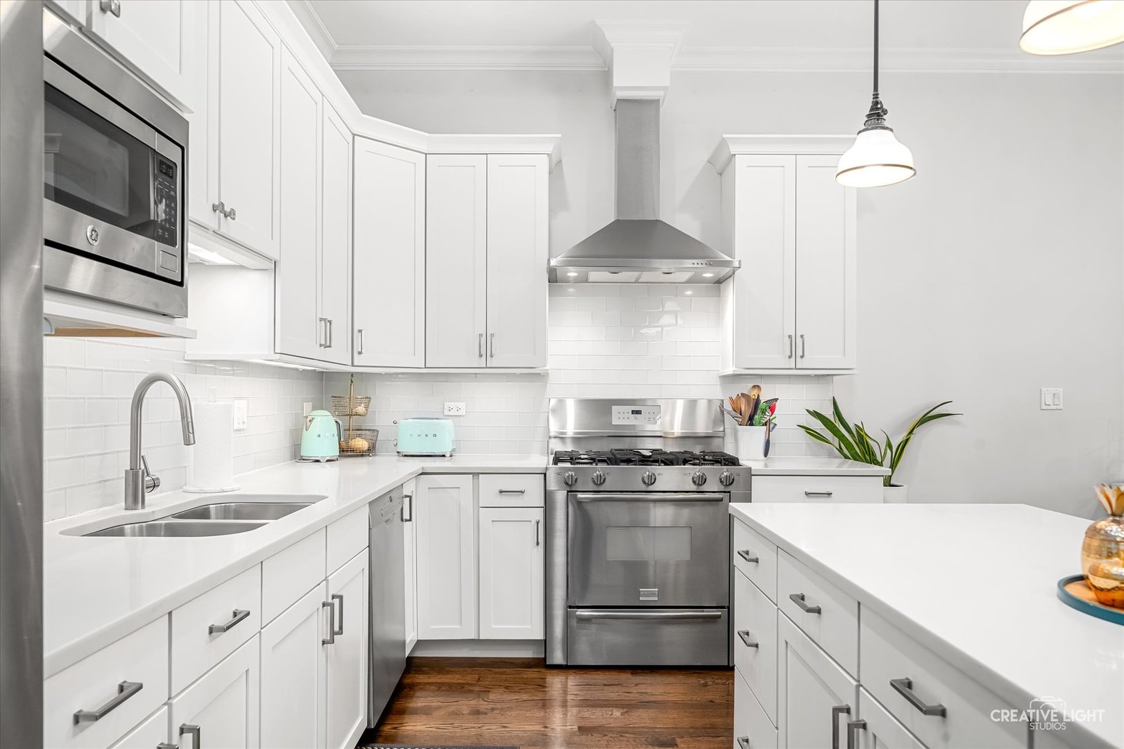 4835 N Damen Avenue #2S, Chicago, IL 60625