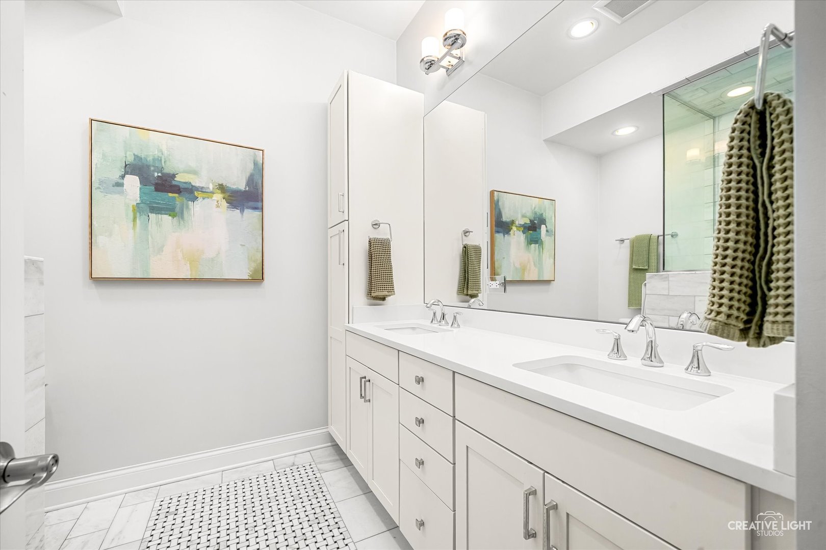 4835 N Damen Avenue #2S, Chicago, IL 60625