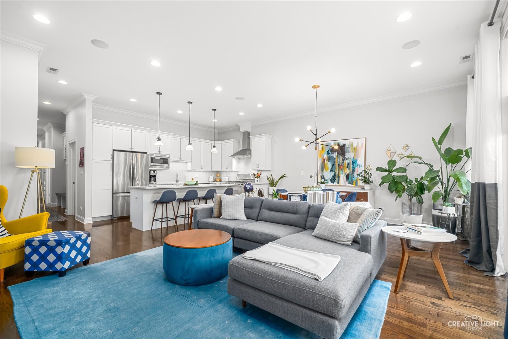 4835 N Damen Avenue #2S, Chicago, IL 60625