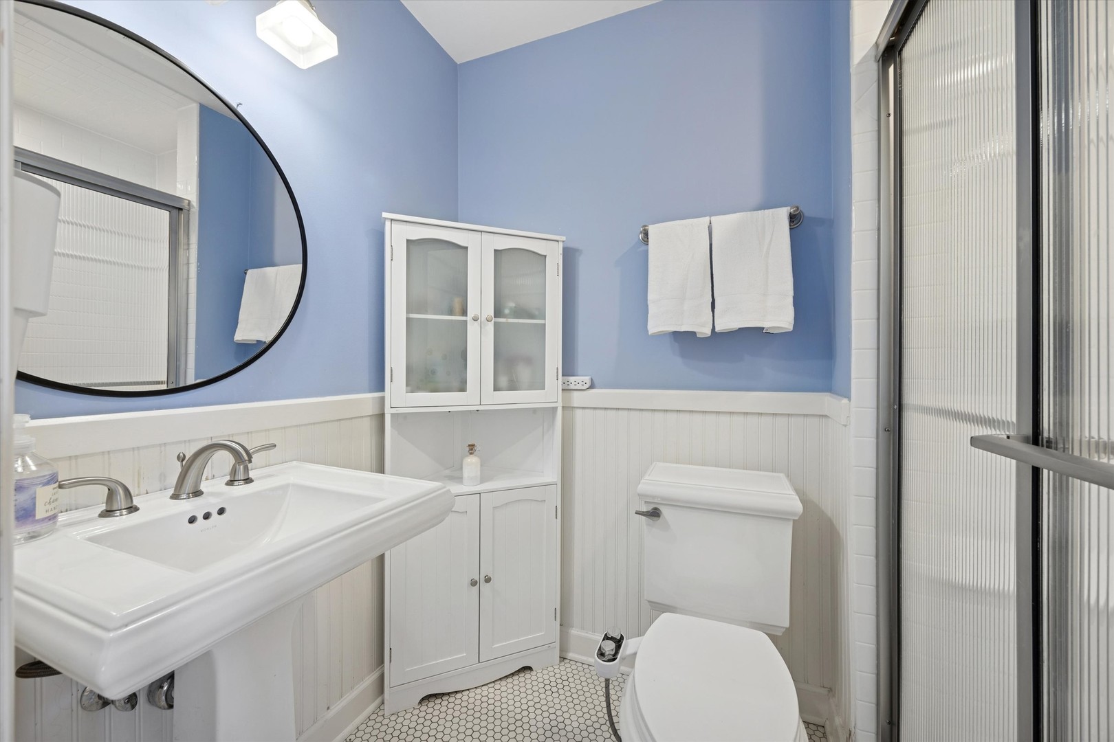 8S230 Hampton Circle, Naperville, IL 60540