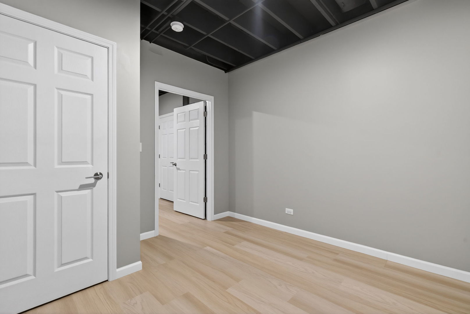 24458 S St Paul Avenue, Channahon, IL 60410