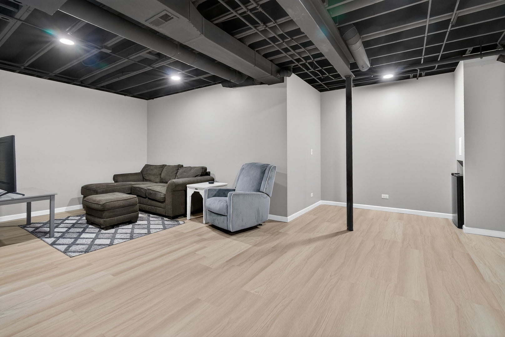 24458 S St Paul Avenue, Channahon, IL 60410