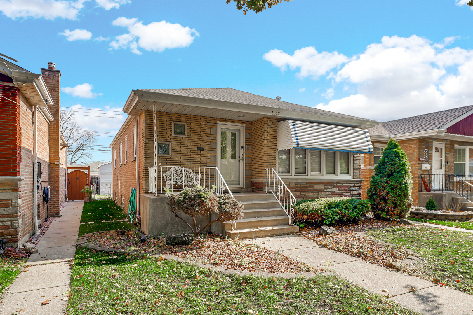 8627 S KOSTNER Avenue, Chicago, IL 60652