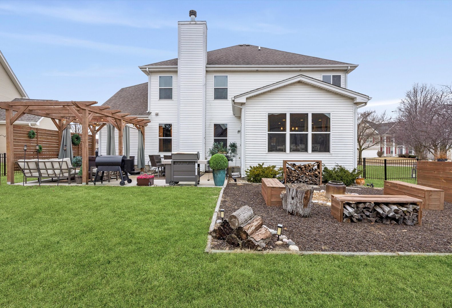 2380 River Hills Lane, Bolingbrook, IL 60490