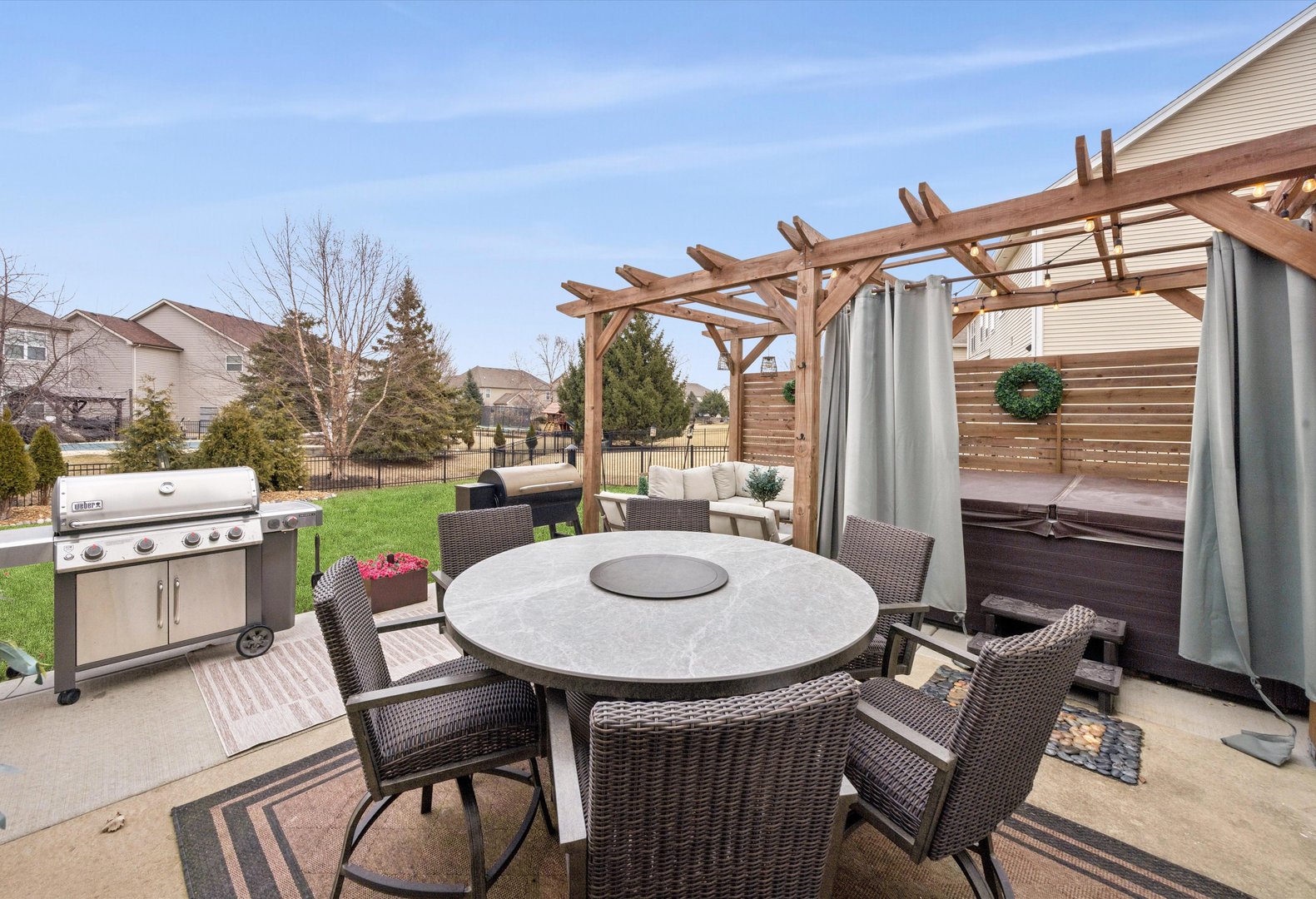 2380 River Hills Lane, Bolingbrook, IL 60490