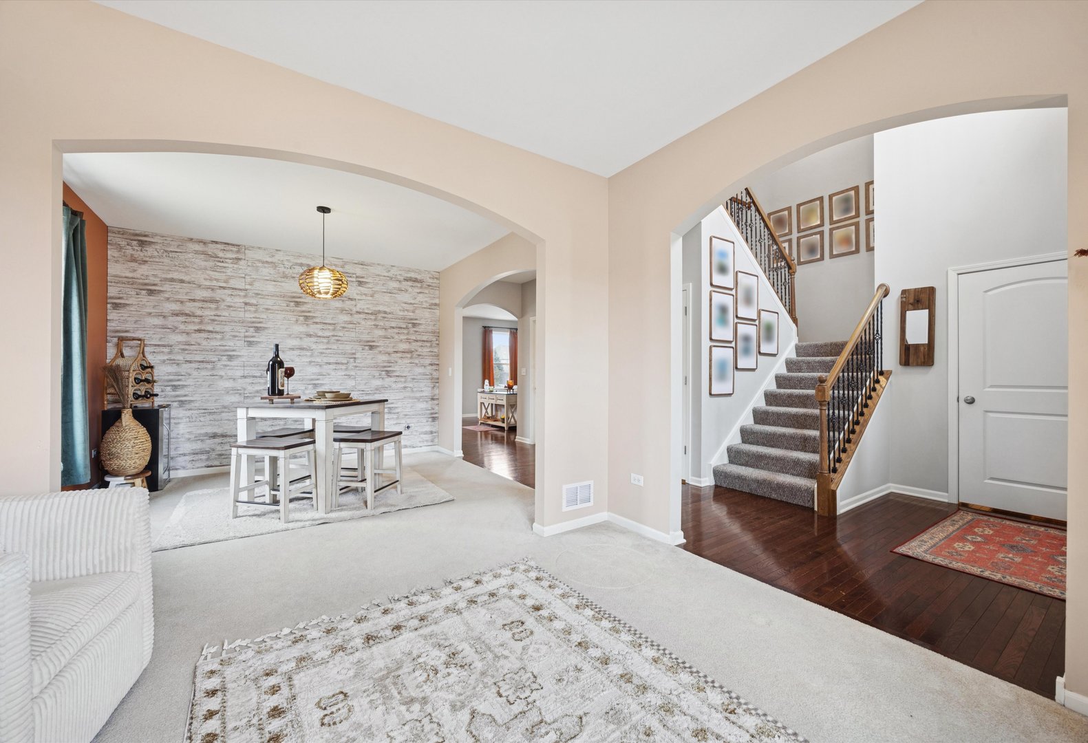 2380 River Hills Lane, Bolingbrook, IL 60490